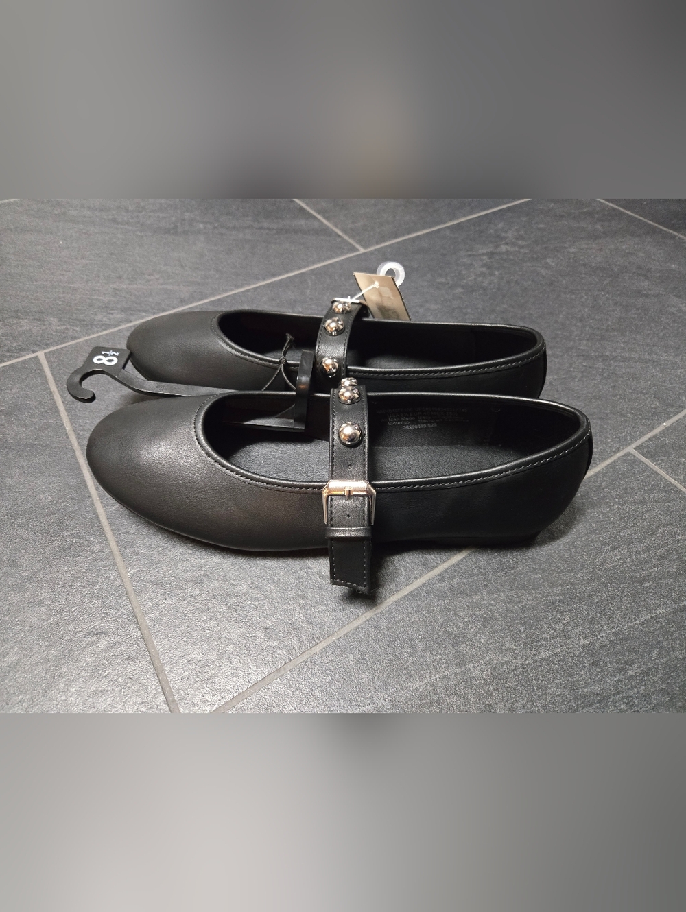 No Boundaries Womens Faux Leather Mary Jane Flats with Studs Size 8.5